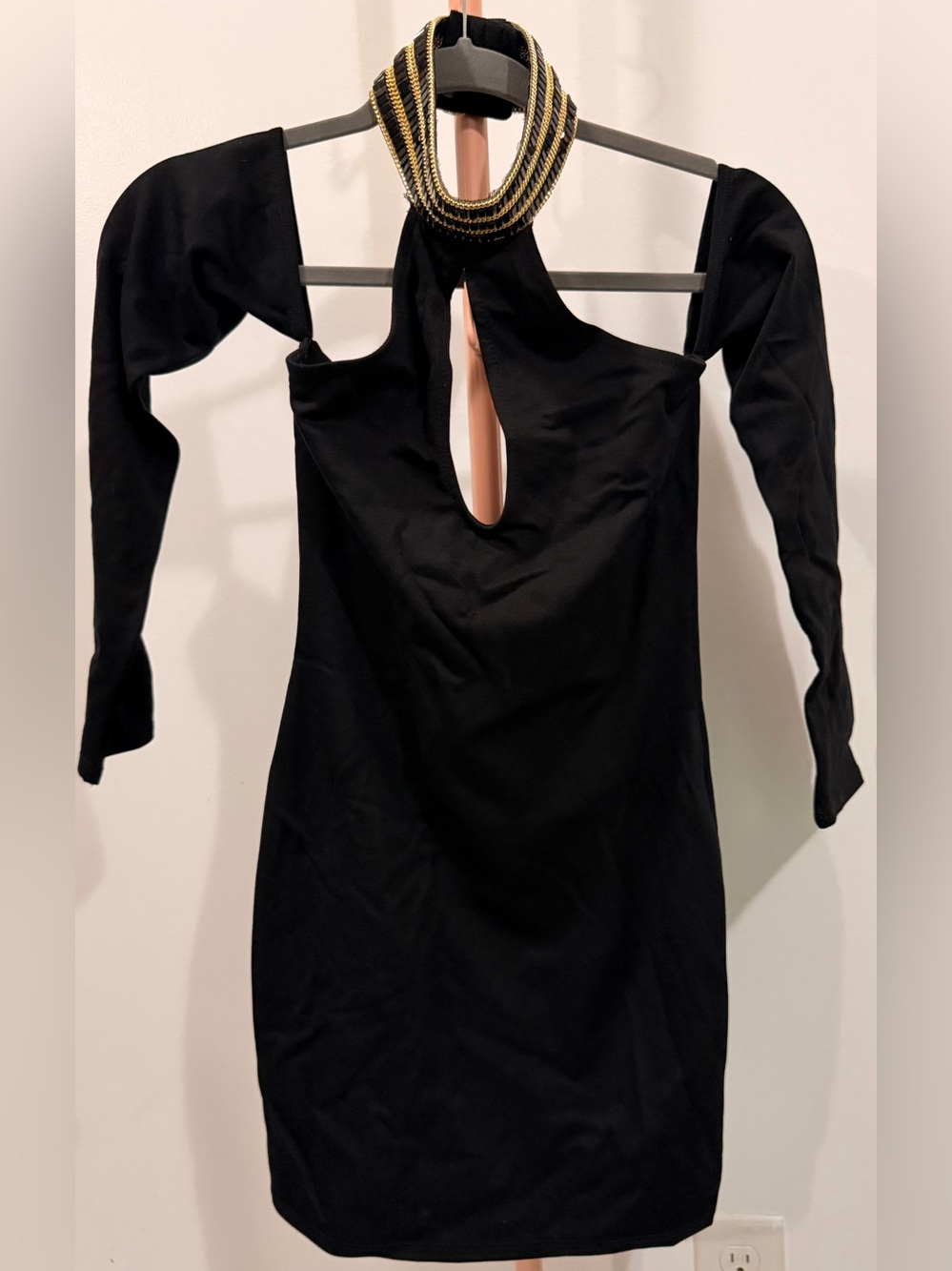 Elegant Black Long-Sleeve Cutout Bodycon Dress